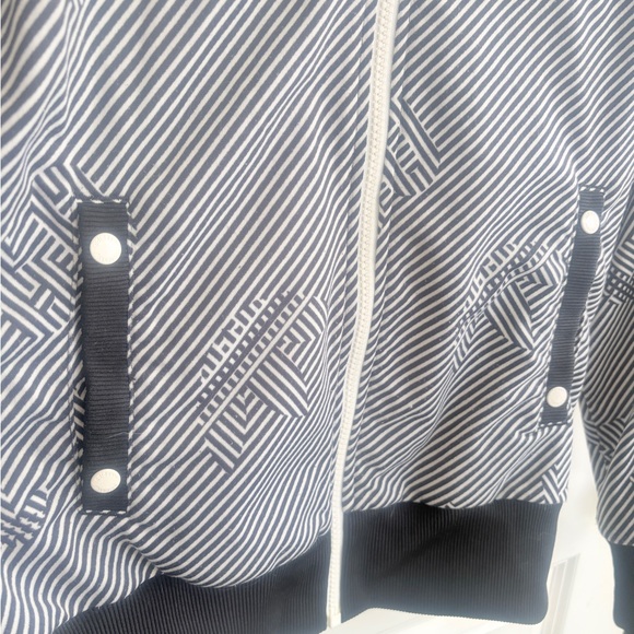 Rare Adidas size M 60th Anniversary 2009 Black & White Track Jacket. So cool. - Picture 6 of 10